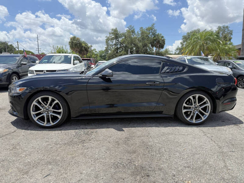 2016 Ford Mustang V6