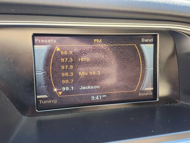 2015 Audi A4 2.0T quattro Premium