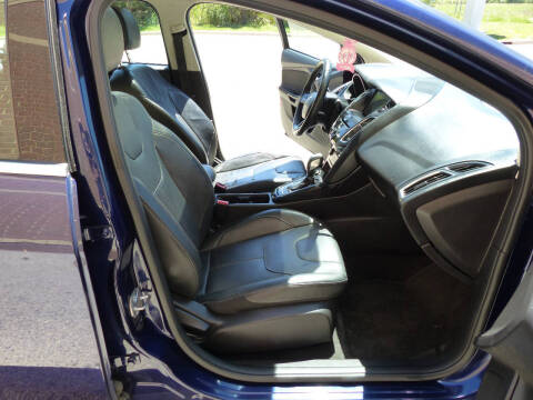 2017 Ford Focus Titanium