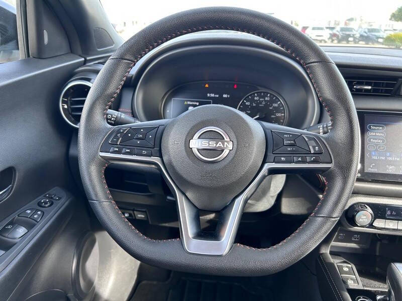 2024 Nissan Kicks SR