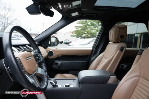 2022 Land Rover Discovery P300 S