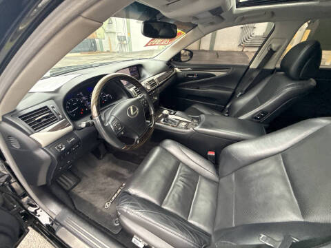 2014 Lexus LS 460