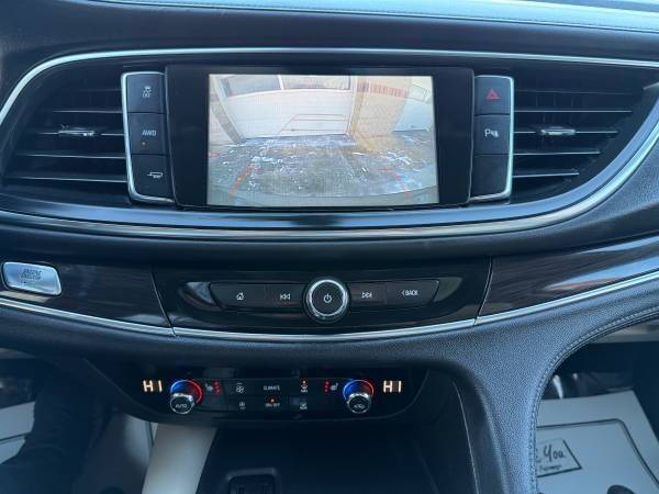 2018 Buick Enclave Essence