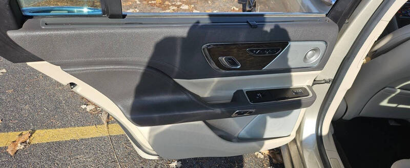 2017 Lincoln Continental Reserve