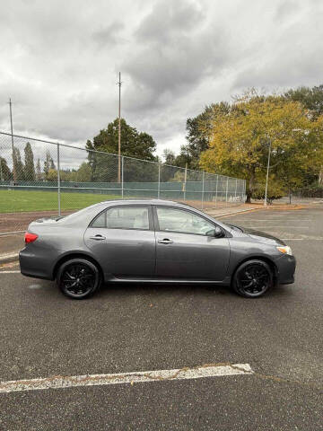 2011 Toyota Corolla LE