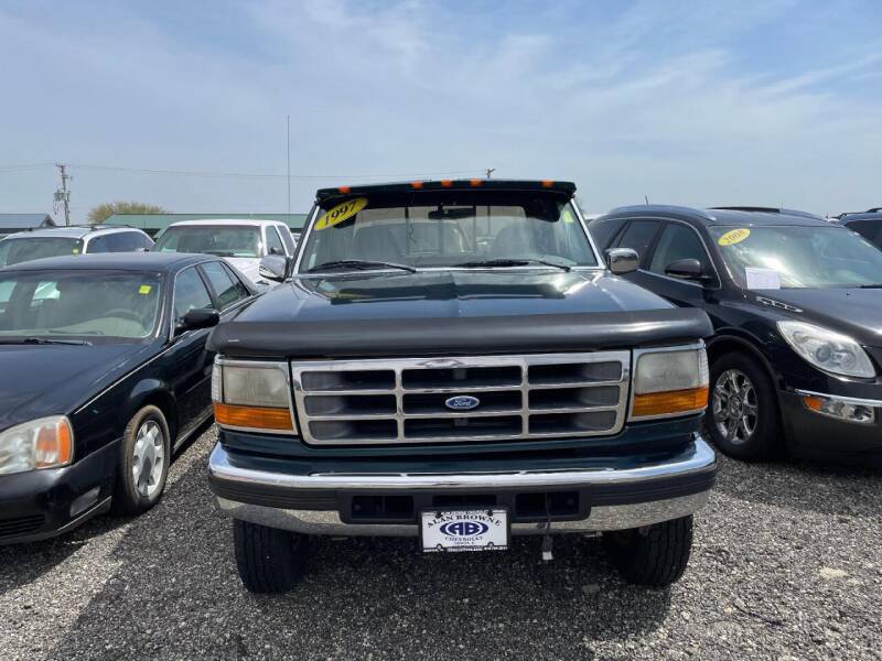 Used 1997 Ford F-250 XL with VIN 1FTHX26F3VEC44886 for sale in Genoa, IL