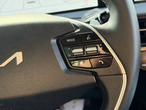 2024 Kia EV6 Light