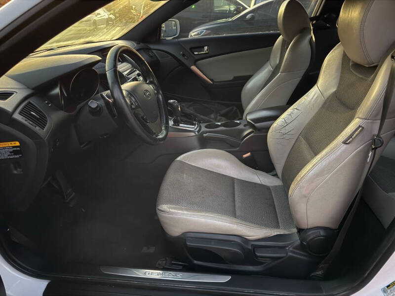 2016 Hyundai Genesis Coupe 3.8