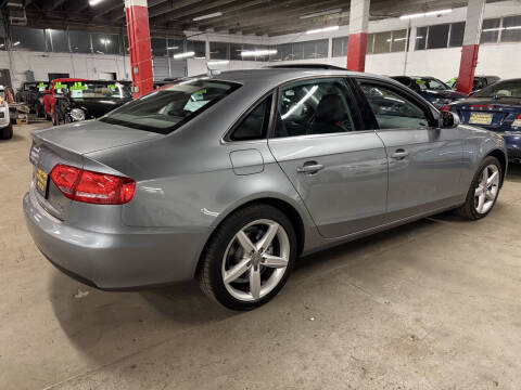 2010 Audi A4 2.0T quattro Premium Plus