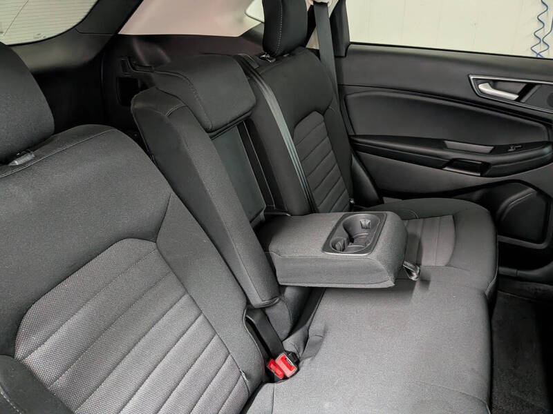 2024 Ford Edge SE
