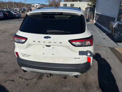 2020 Ford Escape Titanium