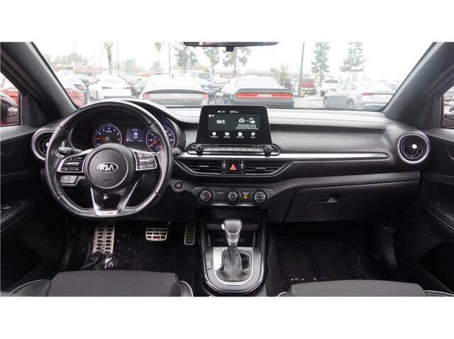 2021 Kia Forte GT Line