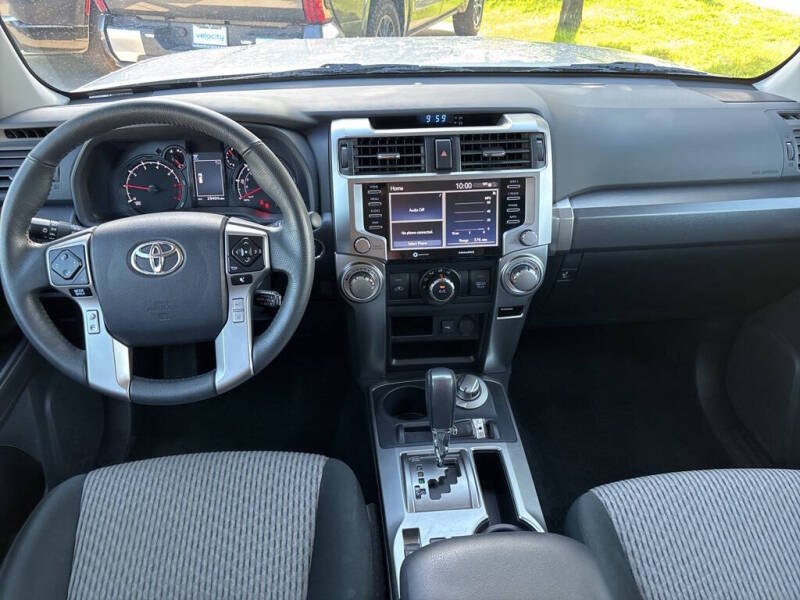 2024 Toyota 4Runner SR5