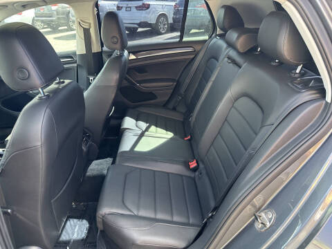 2015 Volkswagen Golf TSI SEL