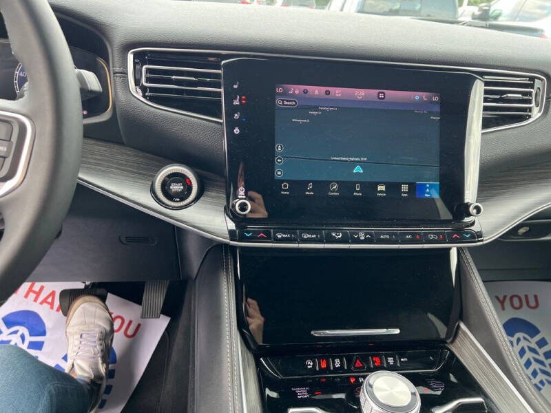 2024 Jeep Wagoneer Series III