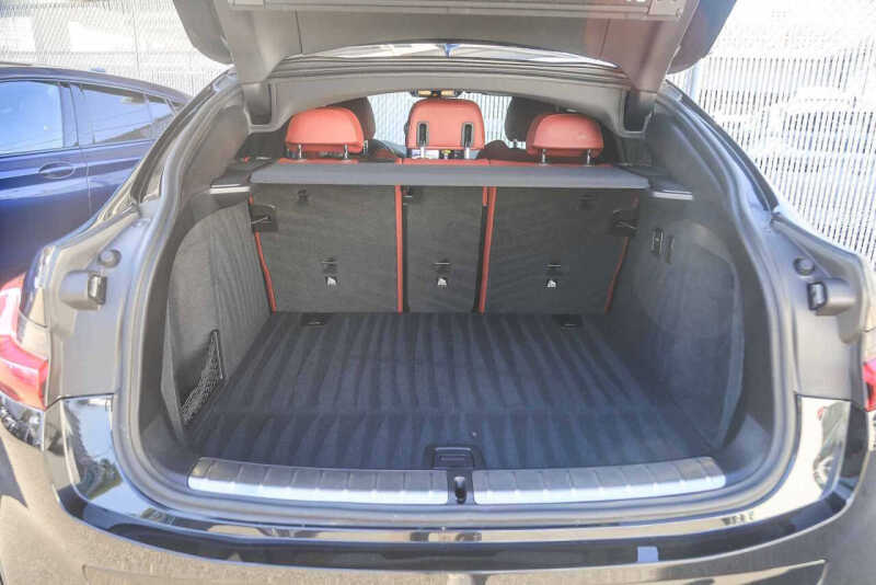 2024 BMW X4 xDrive30i