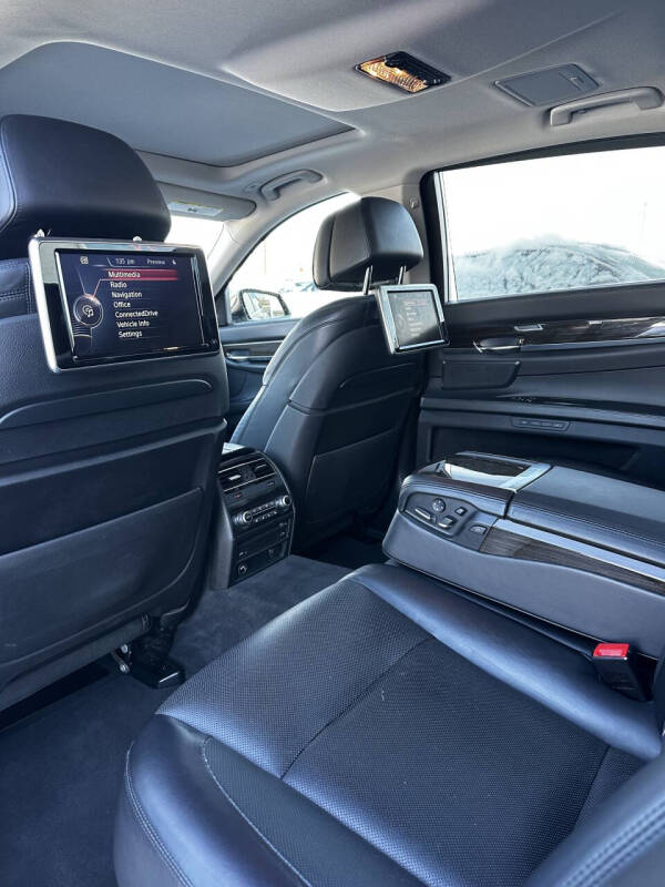 2013 BMW 7 Series 740Li xDrive