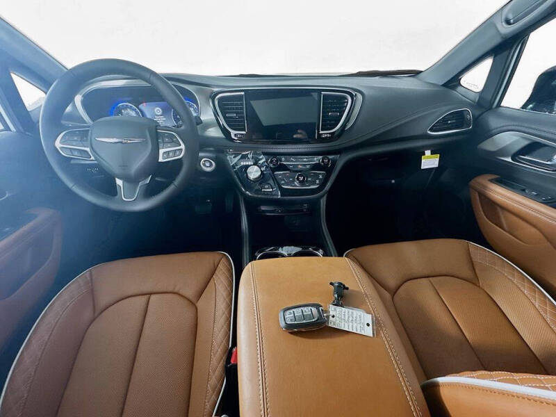 2026 Chrysler Pacifica Pinnacle