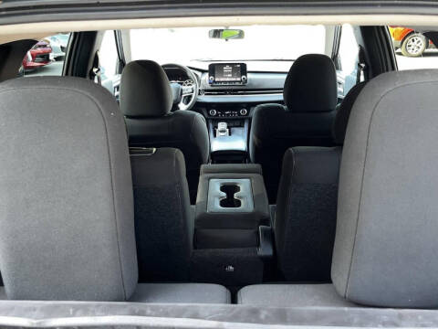 2022 Mitsubishi Outlander ES
