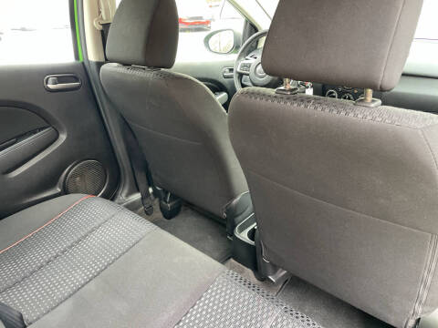 2011 Mazda MAZDA2 Touring