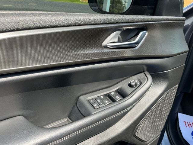2023 Jeep Grand Cherokee L 35