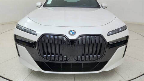 2023 BMW 7 Series 740i