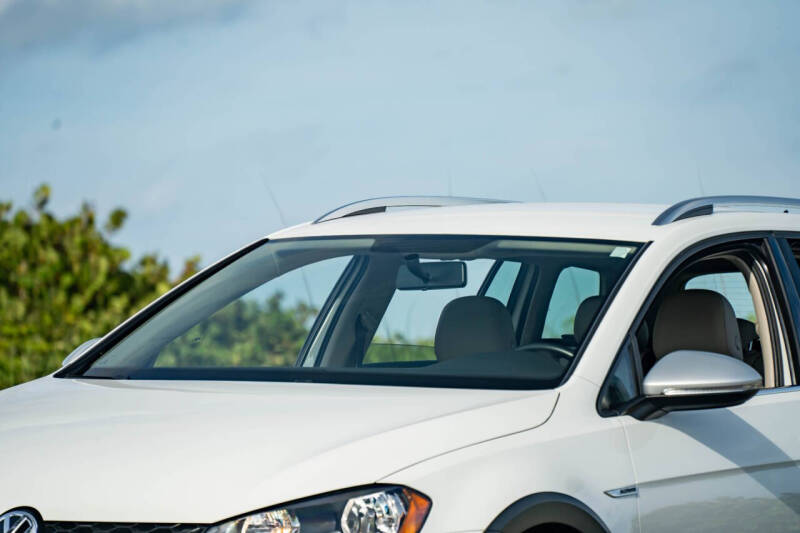 2017 Volkswagen Golf Alltrack TSI S 4Motion