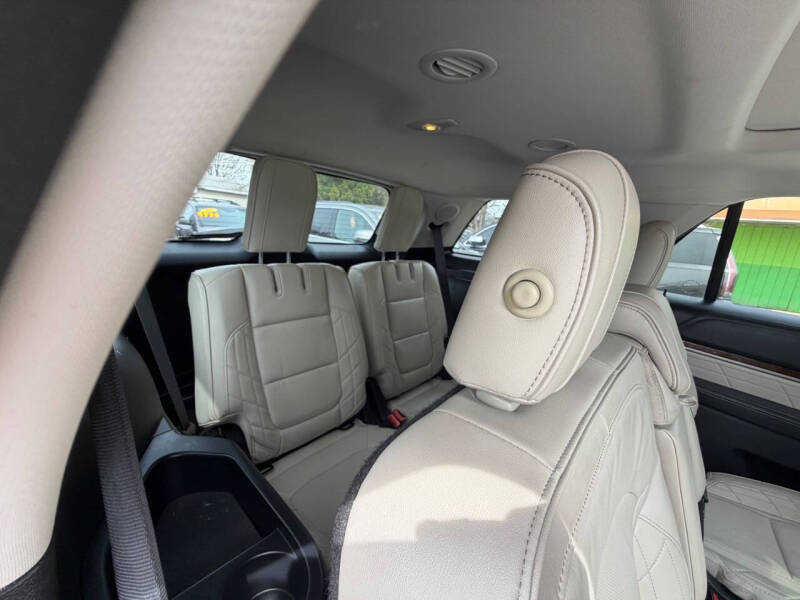 2016 Ford Explorer Platinum