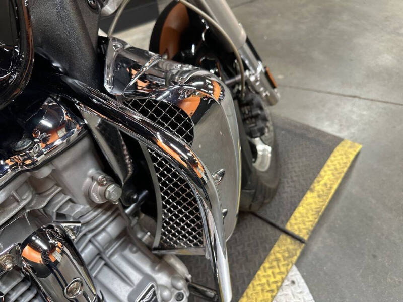 2005 Triumph Rocket III