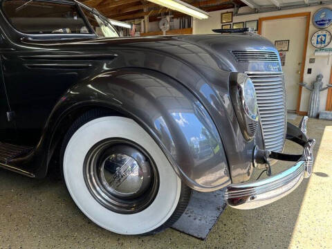 1937 Chrysler Airflow
