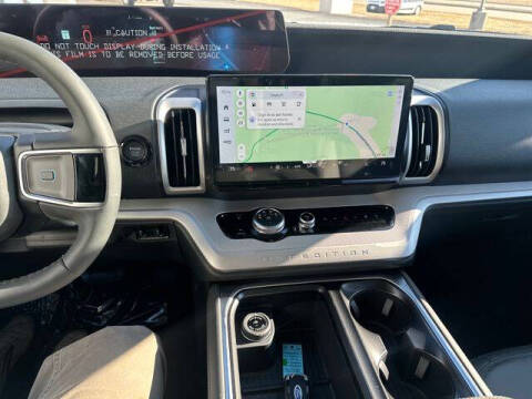 2026 Ford Expedition MAX Active