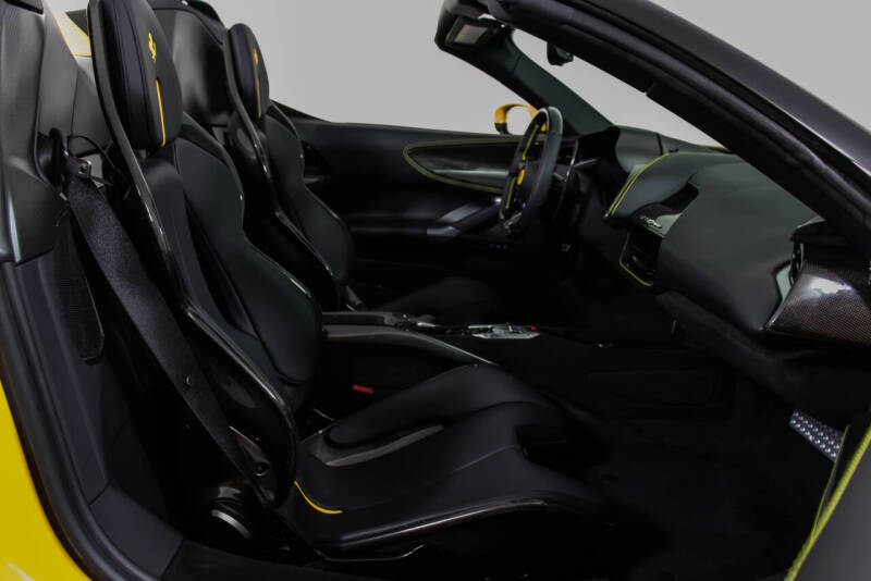 2024 Ferrari SF90 Spider