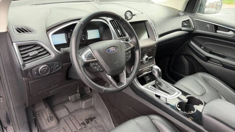 2018 Ford Edge Titanium
