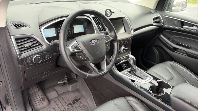 2018 Ford Edge Titanium
