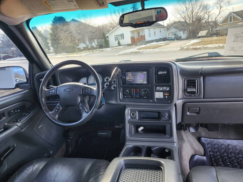 2004 Chevrolet Silverado 1500 SS