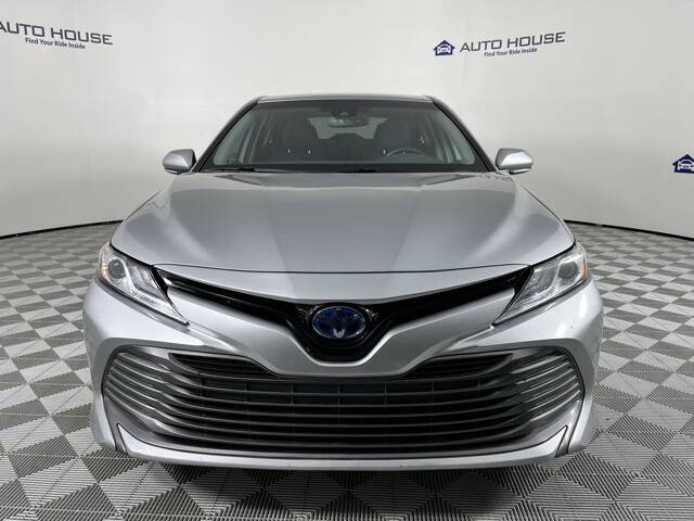 Used 2020 Toyota Camry XLE with VIN 4T1F31AK5LU539147 for sale in Peoria, AZ