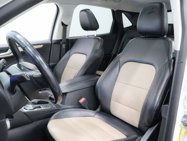 2021 Ford Escape Plug-In Hybrid Titanium