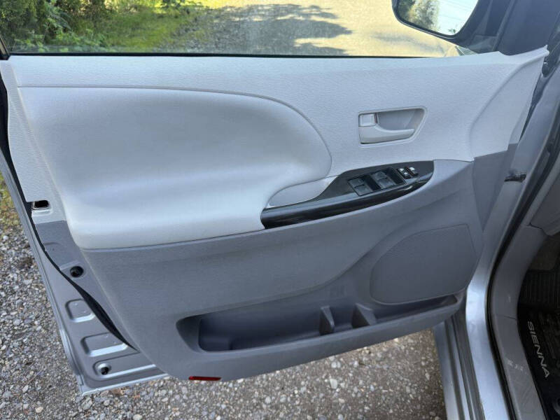 2013 Toyota Sienna