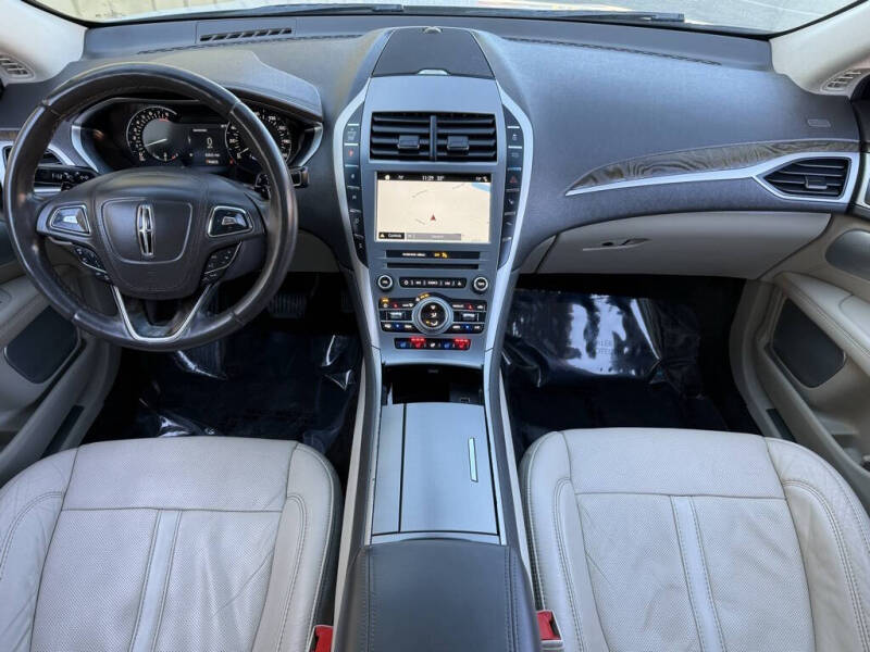 2017 Lincoln MKZ Reserve