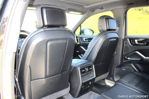 2019 Porsche Cayenne S