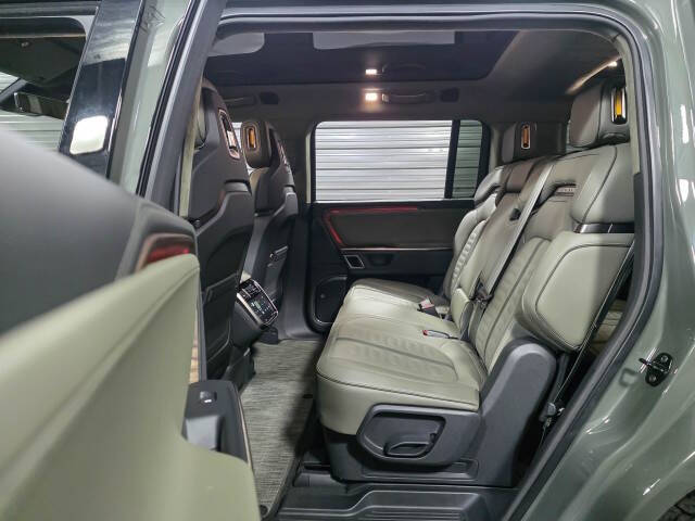 2024 Rivian R1S Launch Edition