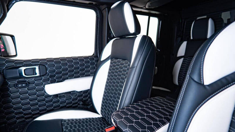 2025 Jeep Gladiator