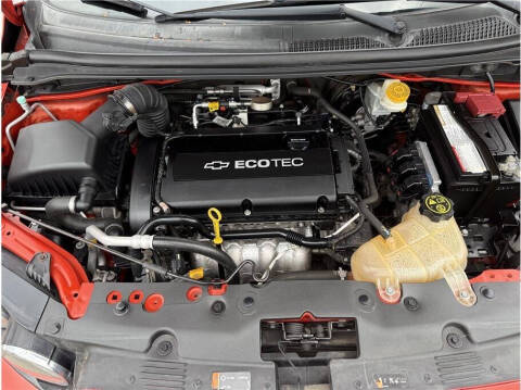 2013 Chevrolet Sonic LS Manual