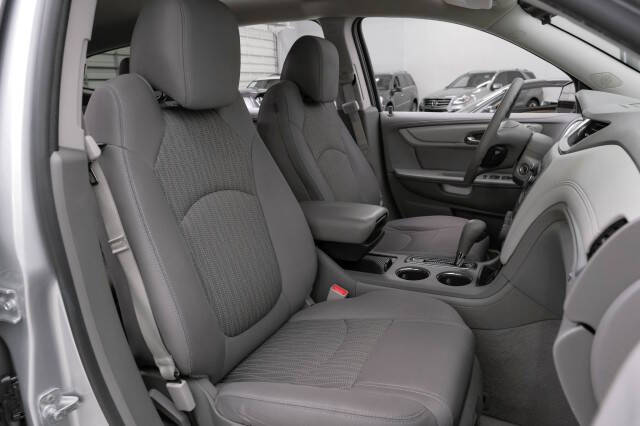 2017 Chevrolet Traverse LS