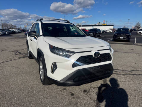 2019 Toyota RAV4 LE