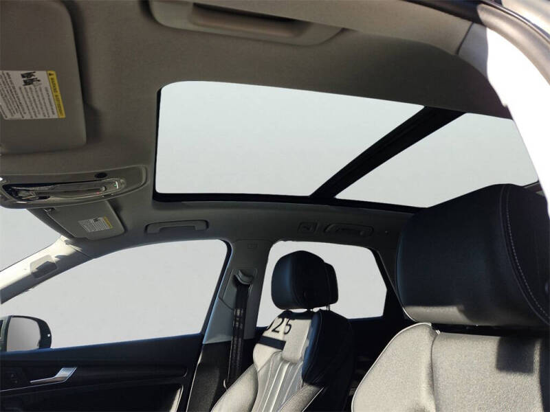 2025 Audi Q5 quattro S line Prem Plus 45 TFSI