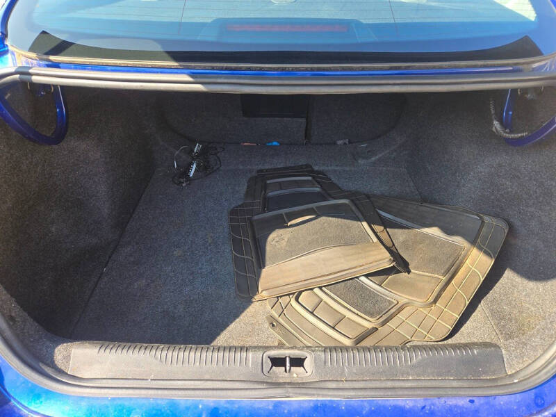 2017 Chrysler 200 LX