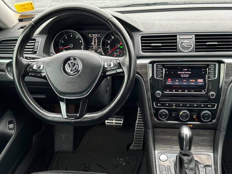 2016 Volkswagen Passat