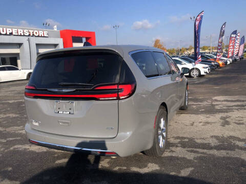 2023 Chrysler Pacifica Touring L