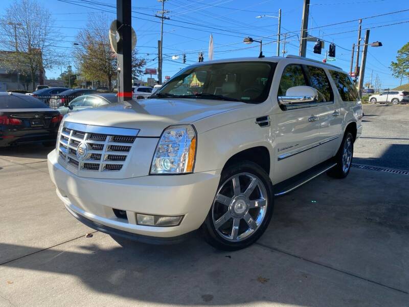 2008 Cadillac Escalade ESV for sale at Michael's Imports in Tallahassee FL
